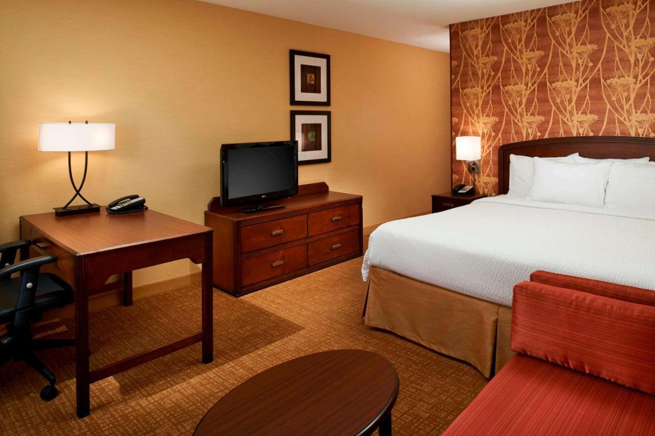 Sonesta Select Detroit Novi Hotel Екстериор снимка